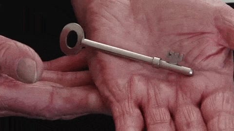 Haunted Key magic trick