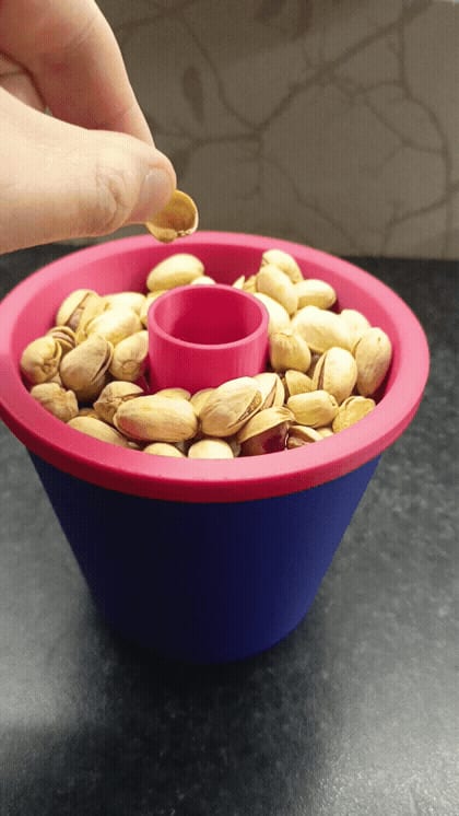 Nut basket