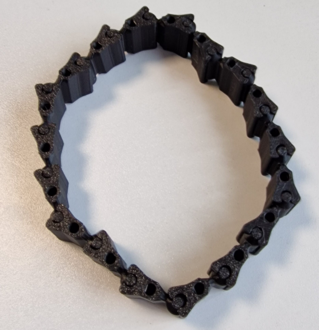 Kette verlängerbar / Chain extendable