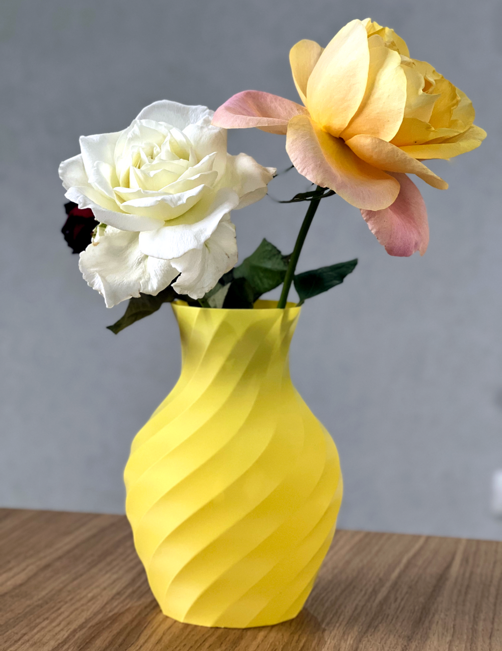 Twisted polygon vase