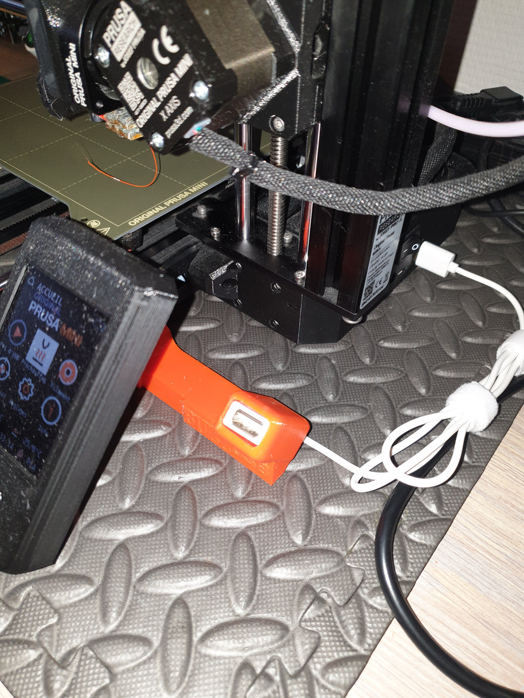 USB holder for Prusa Mini (remix)