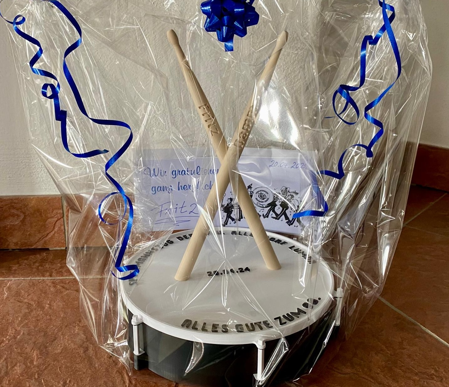 Drum and Drumsticks (Gift)