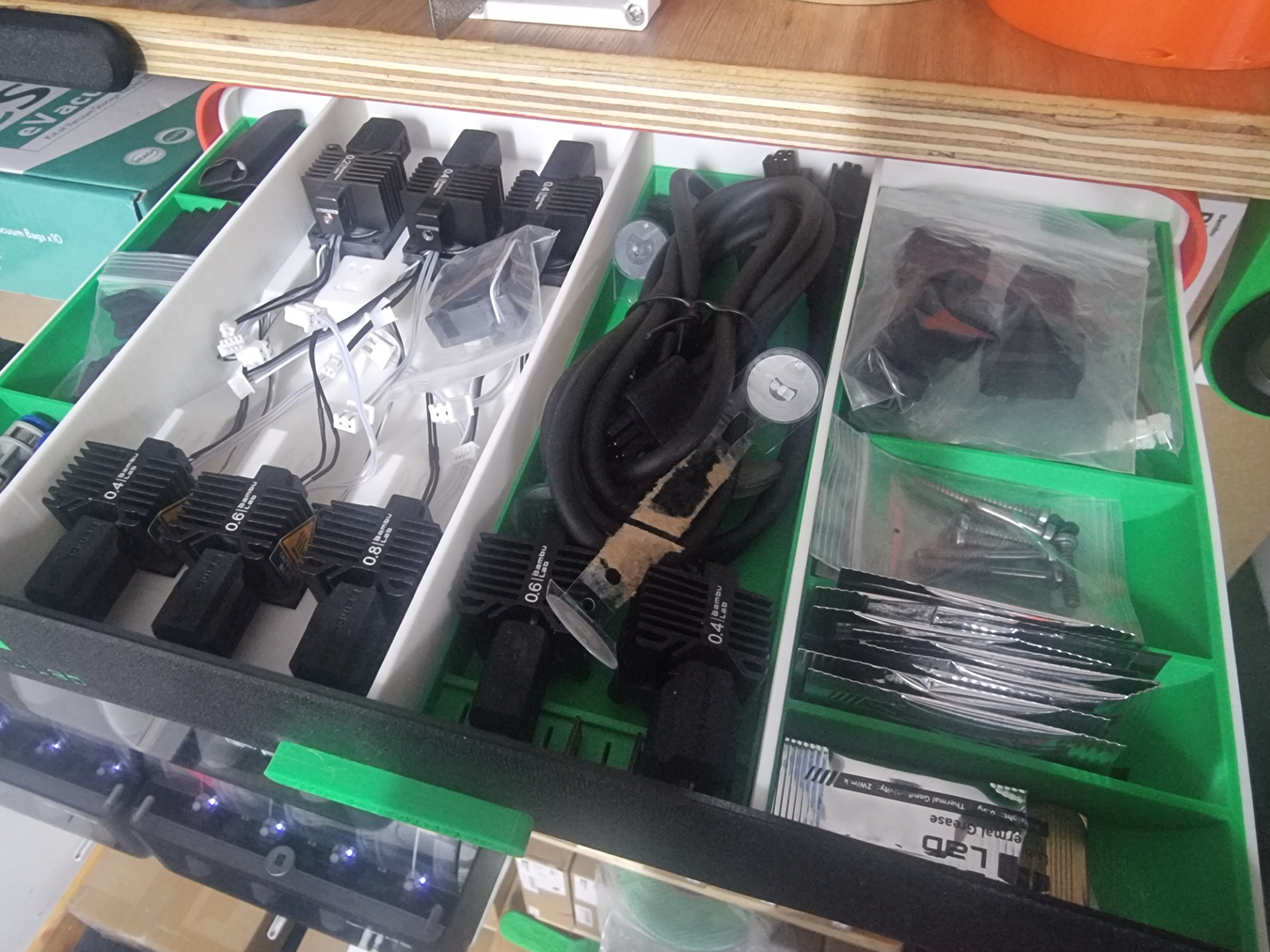 Bambu Lab - Parts Draw Nozzle Glues Lubs Small Tools