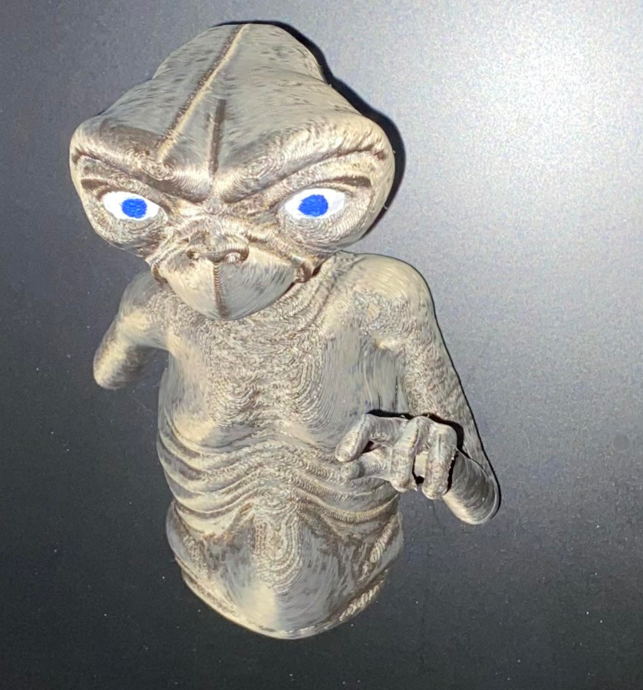 ET wall magnet