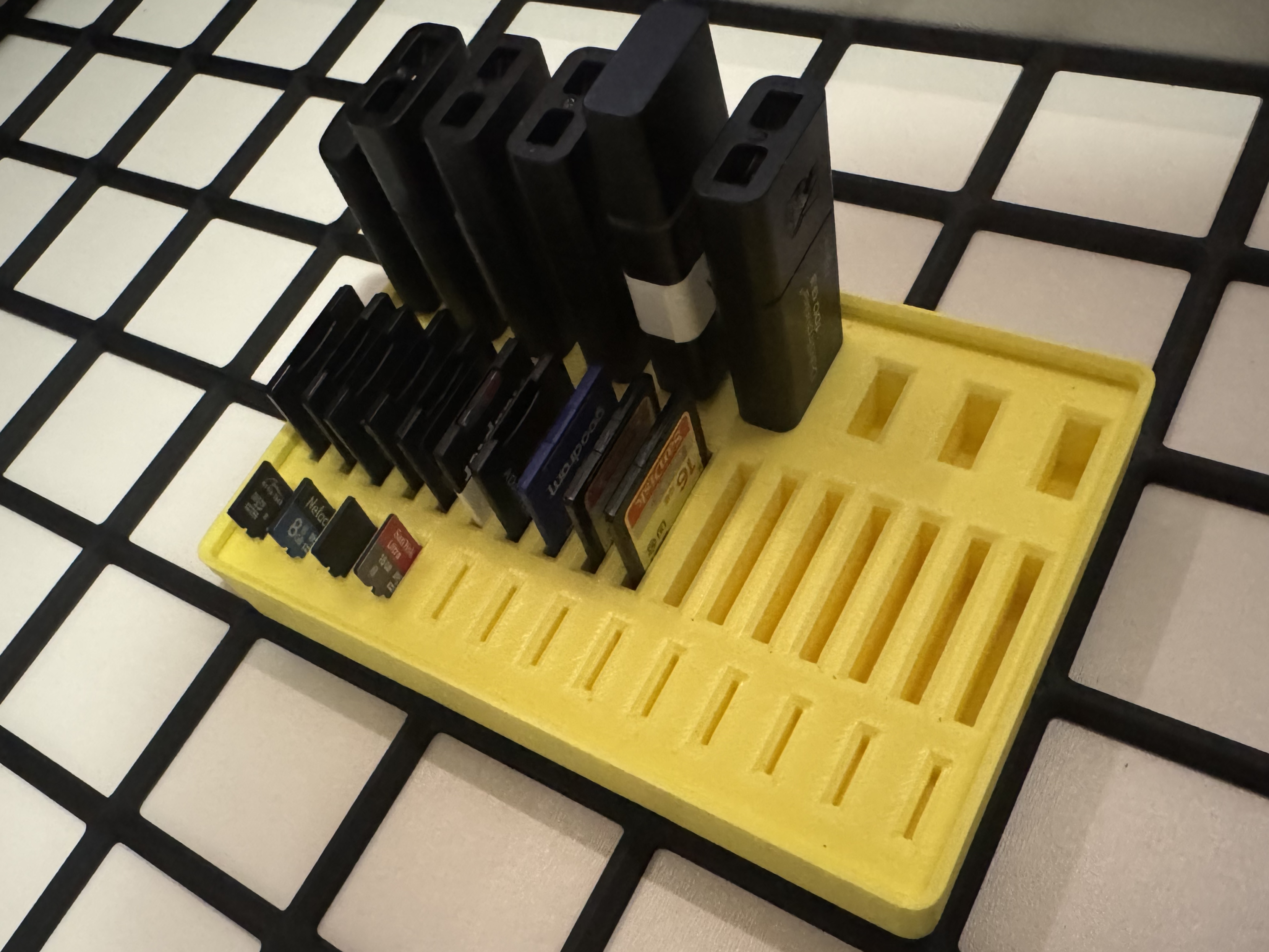 Gridfinity USB, SD card and Micro SD card holder