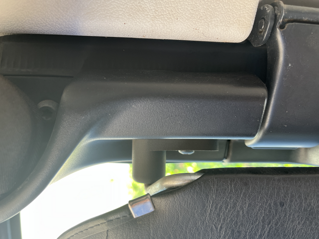 Jeep Wrangler 03-06 Visor Mount