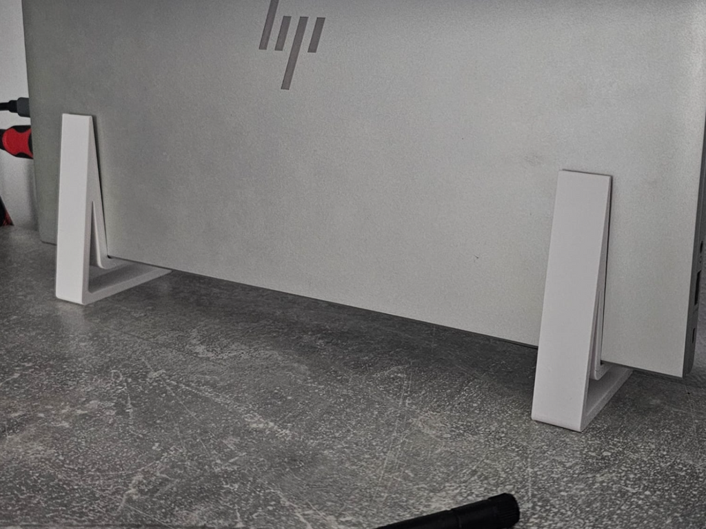 Laptop Vertical Stand 25mm Gap