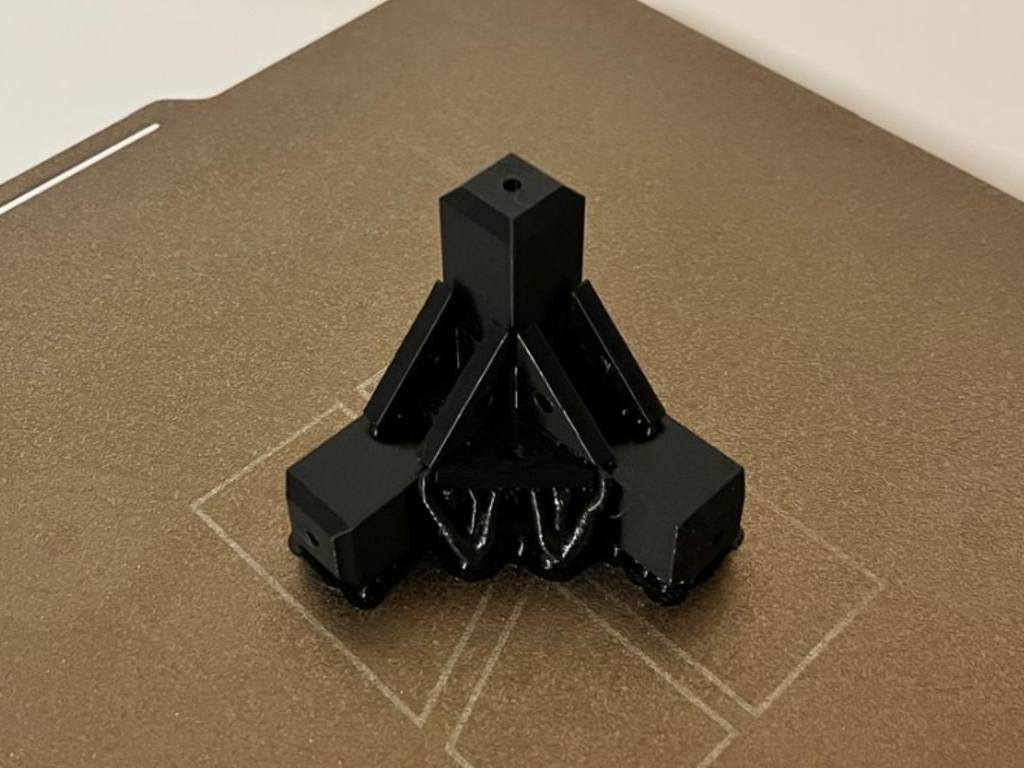 tee-triple profile connector