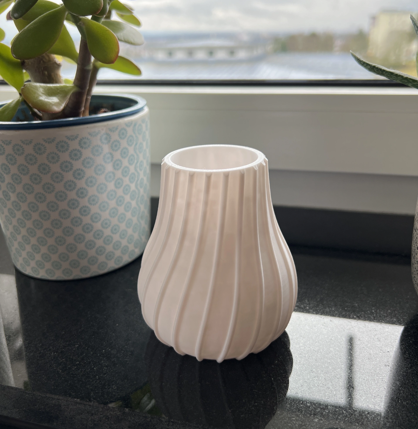 Spiral vase