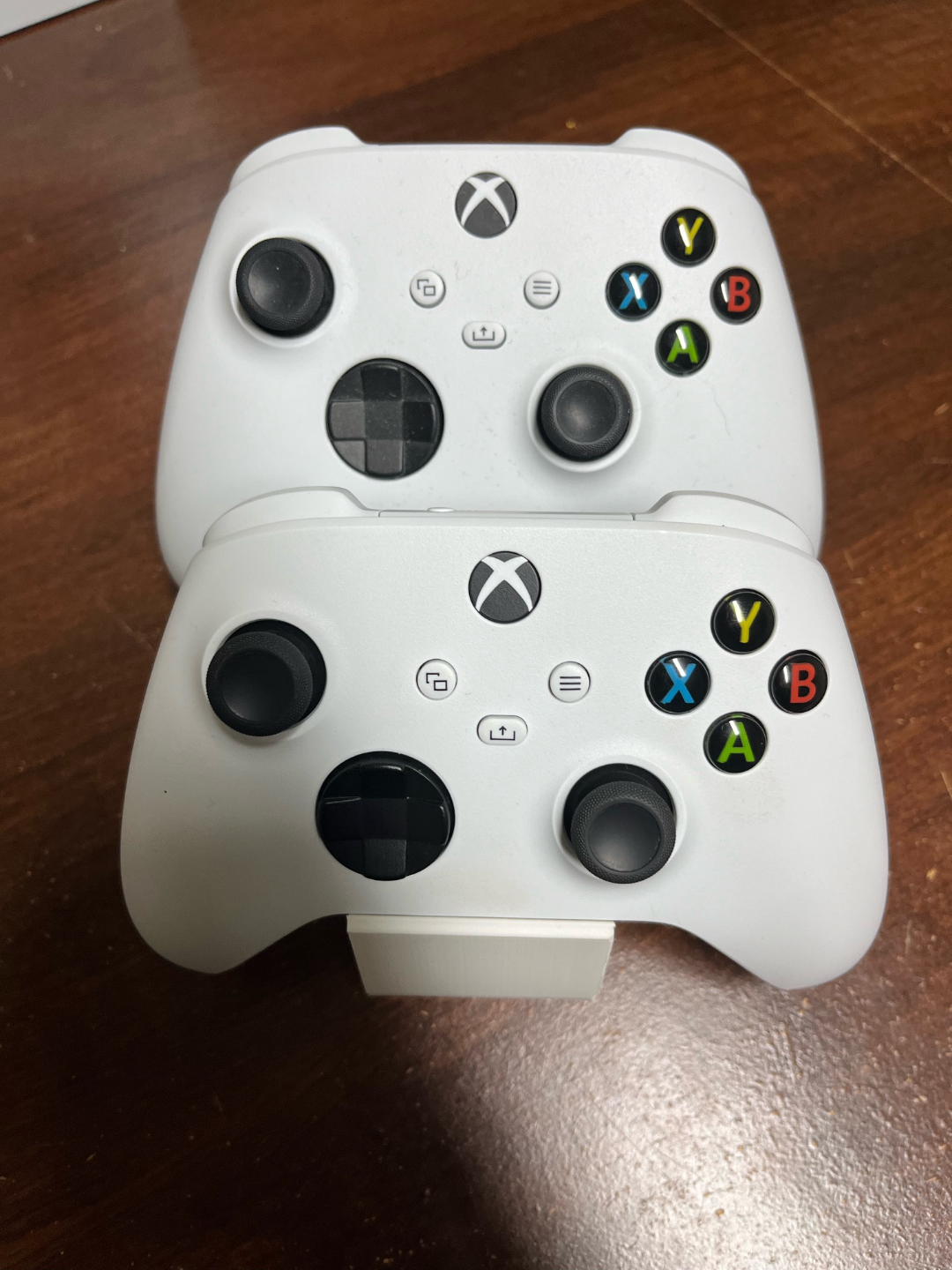 Dual Xbox Controller stand