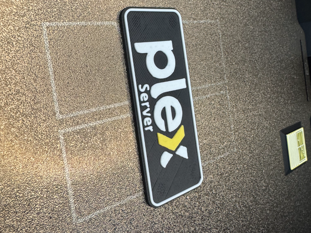 Magnetic Plex Server Badge