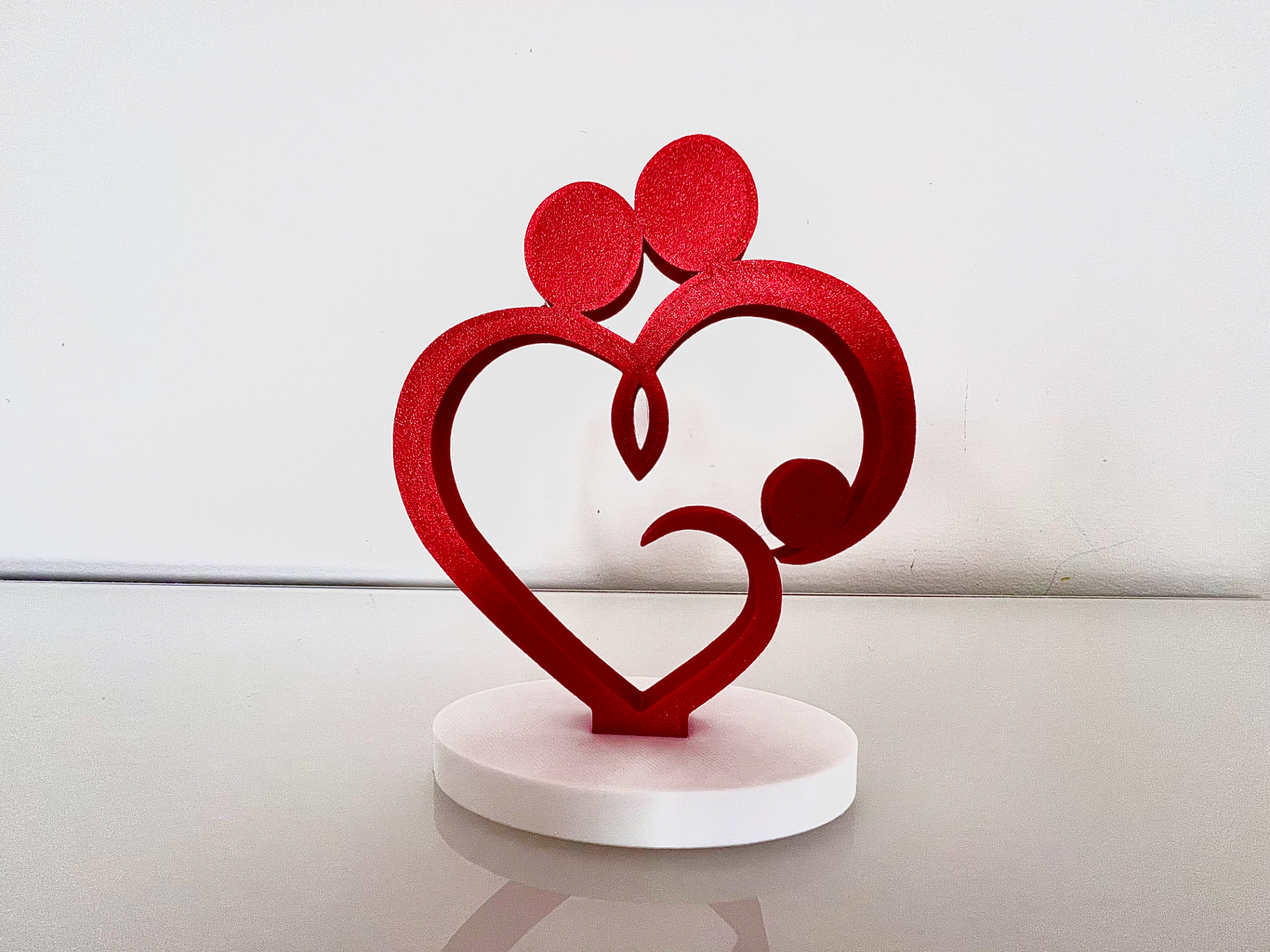 Heart statuette love