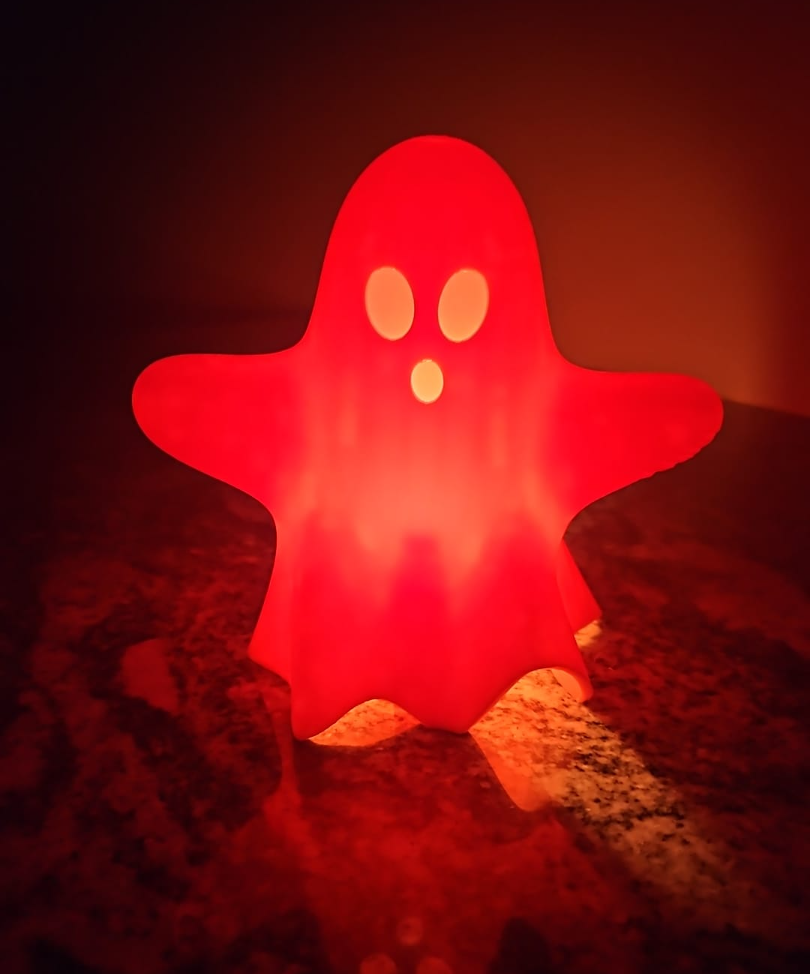 Ghosty candle holder