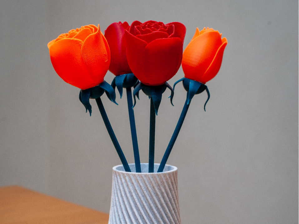 Vase of roses