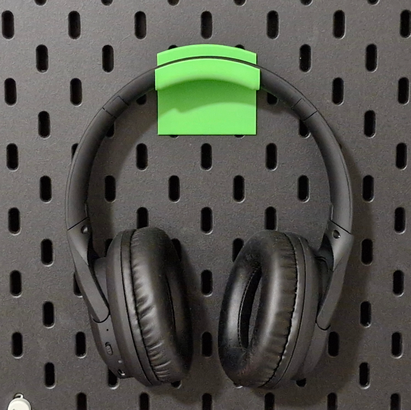 skadis headphone holder