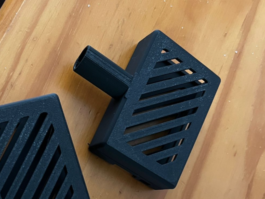 Raspberry pi 4 case that mounts on a rode