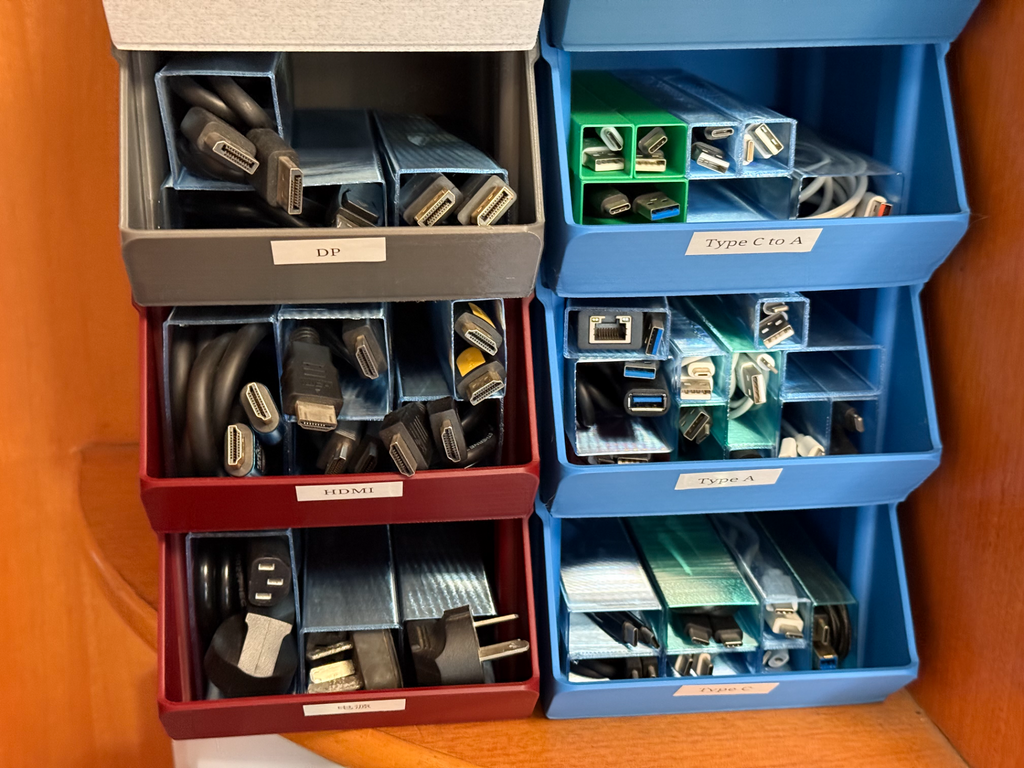Modular Cable Organizer