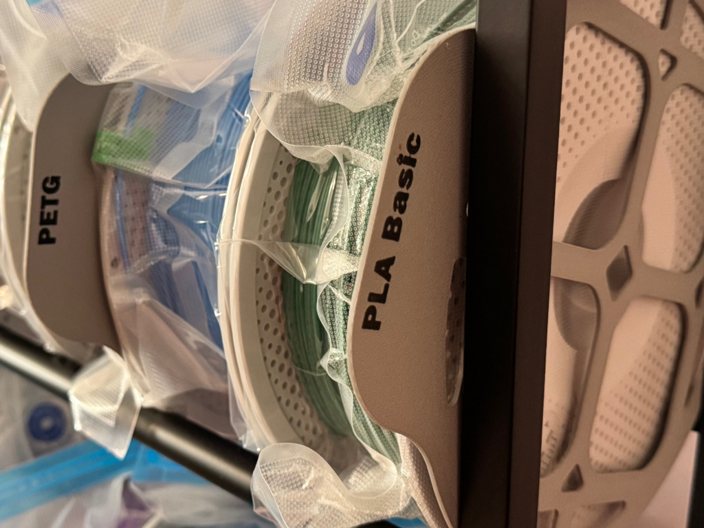 Customisable Filament Divider