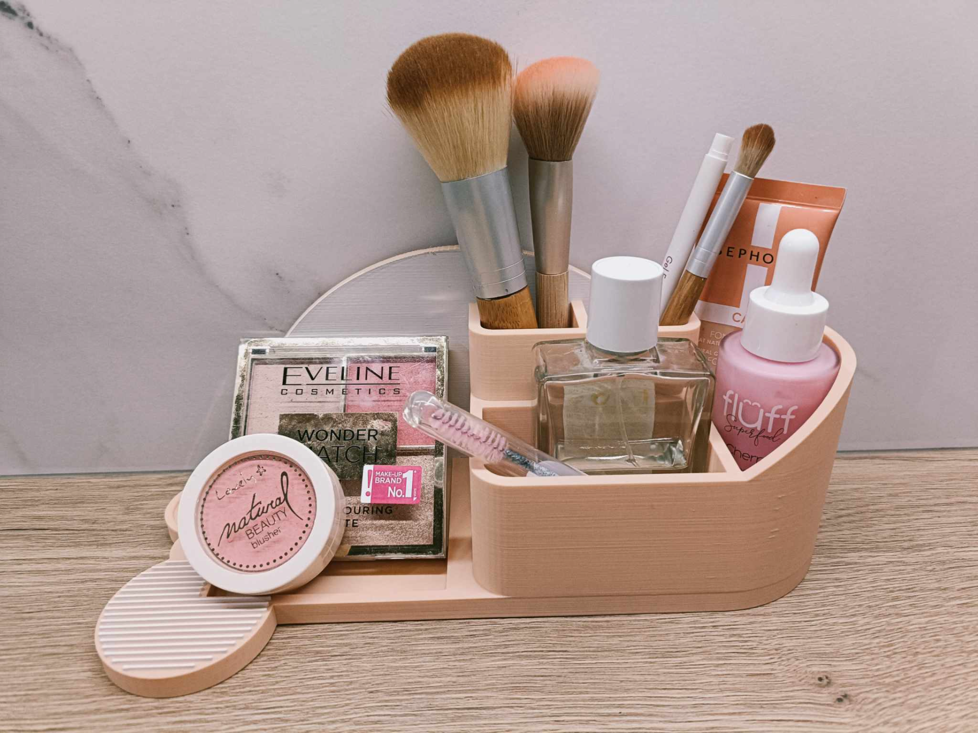 Makeup organizer