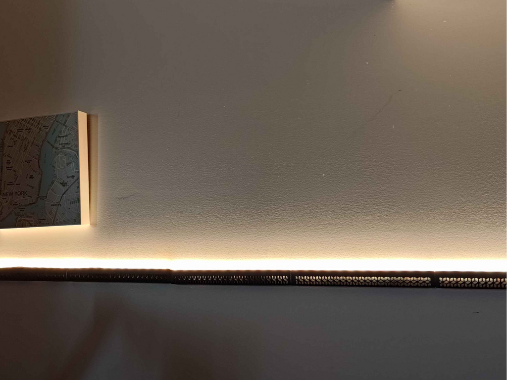 French Cleat Wall mount 250mm with LED strip