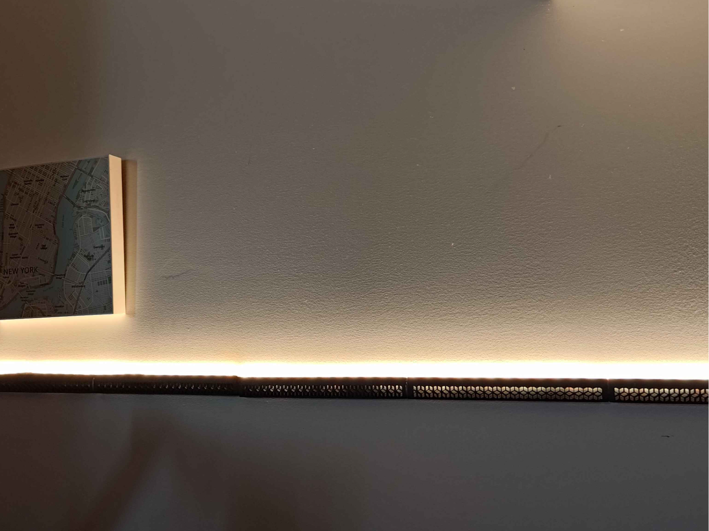 French Cleat Wall mount 250mm with LED strip