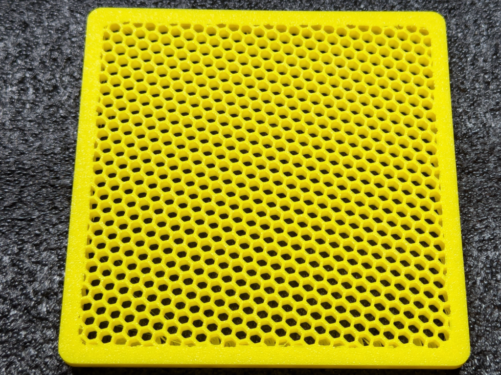 Rounded Rectangle w/ Hexagon fill and pointed feet