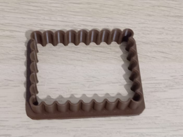 wavy cookie cutter