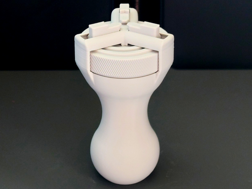 Print-in-Place 3-Jaw Chuck for Painting Miniatures