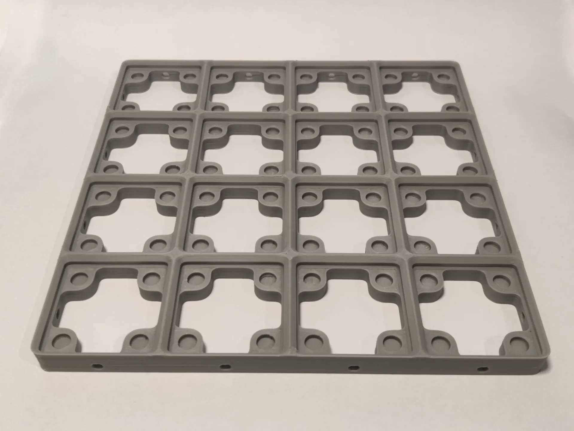 Gridfinity Baseplate with Magnet & Screw Together