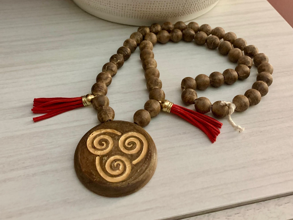 Avatar Yangchen and Avatar Aang Nechklace
