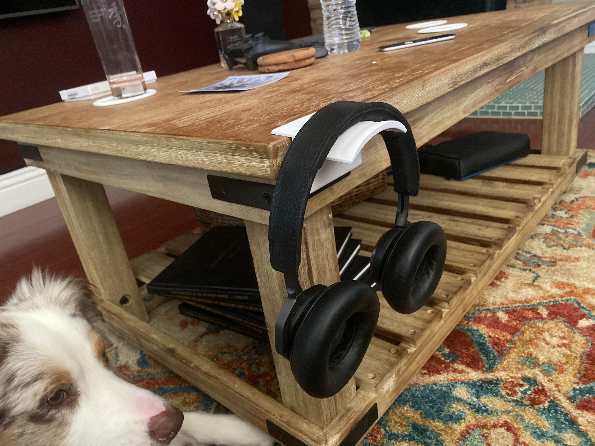 Headphone Mount