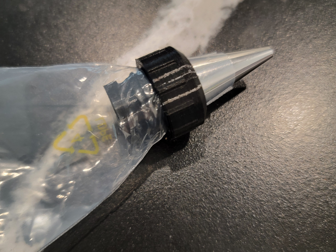 Pastry Bag Nozzle Holder