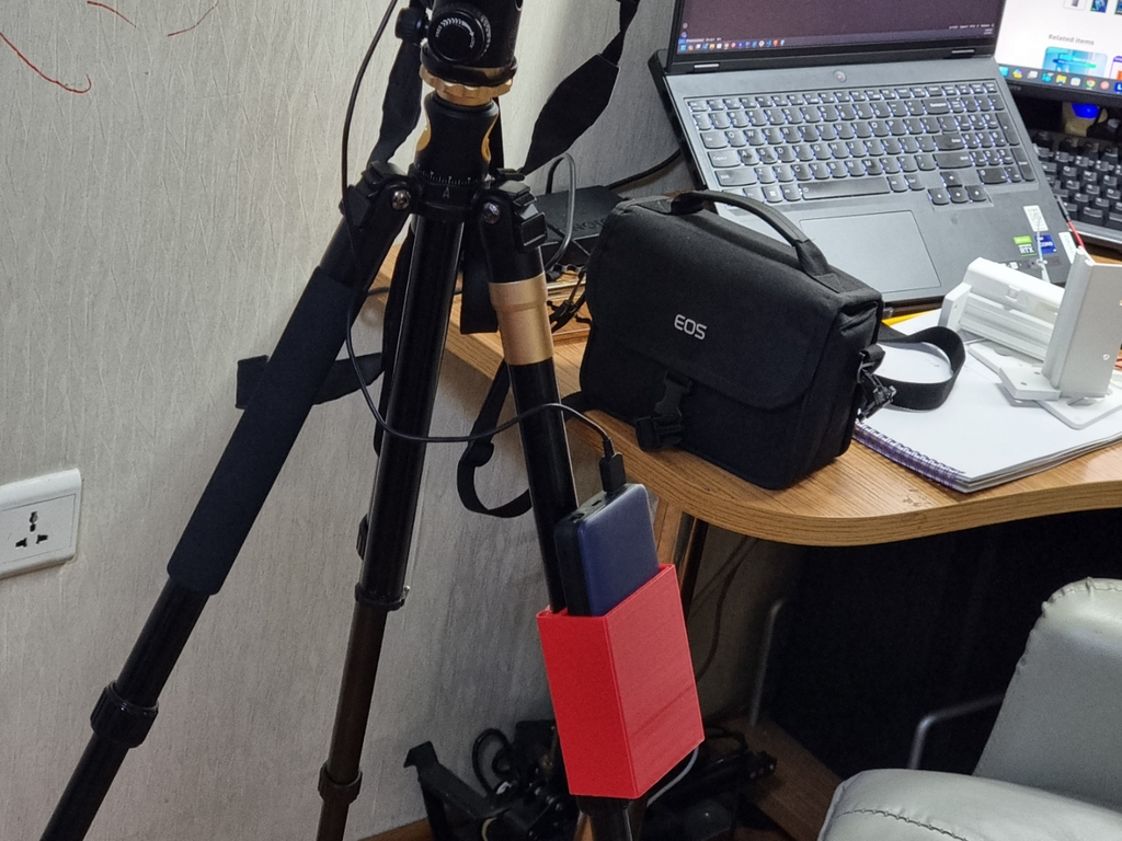 Power bank mount for tripod