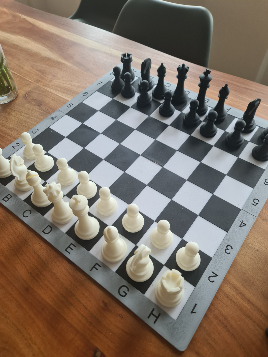 Tournament chess board
