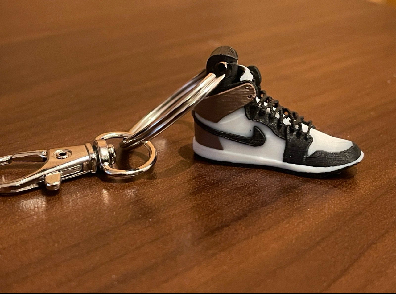 Jordan 1 Retro High Dark Mocha Keychain