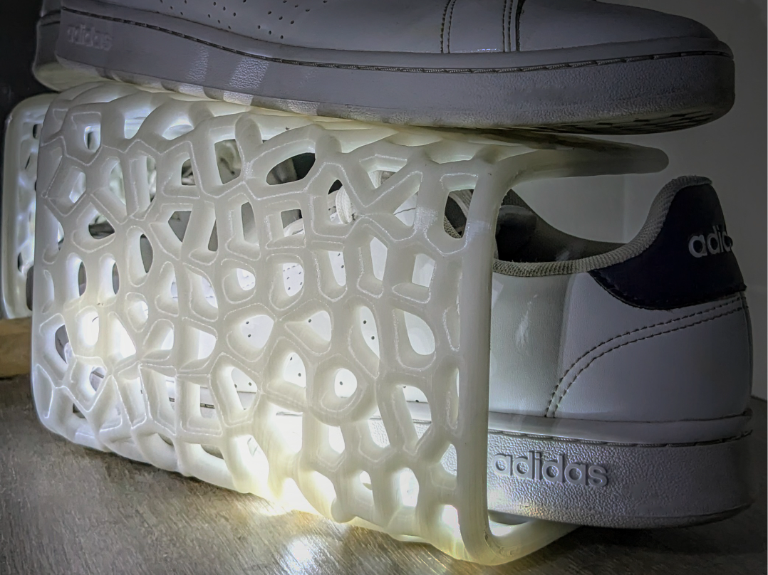 Voronoi Display Show Rack