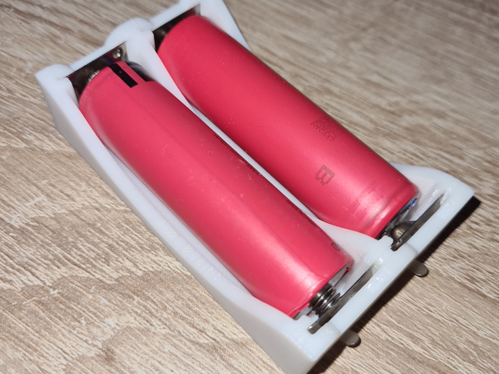 Simple 18650 lipo basket/holder (1S and 2S)
