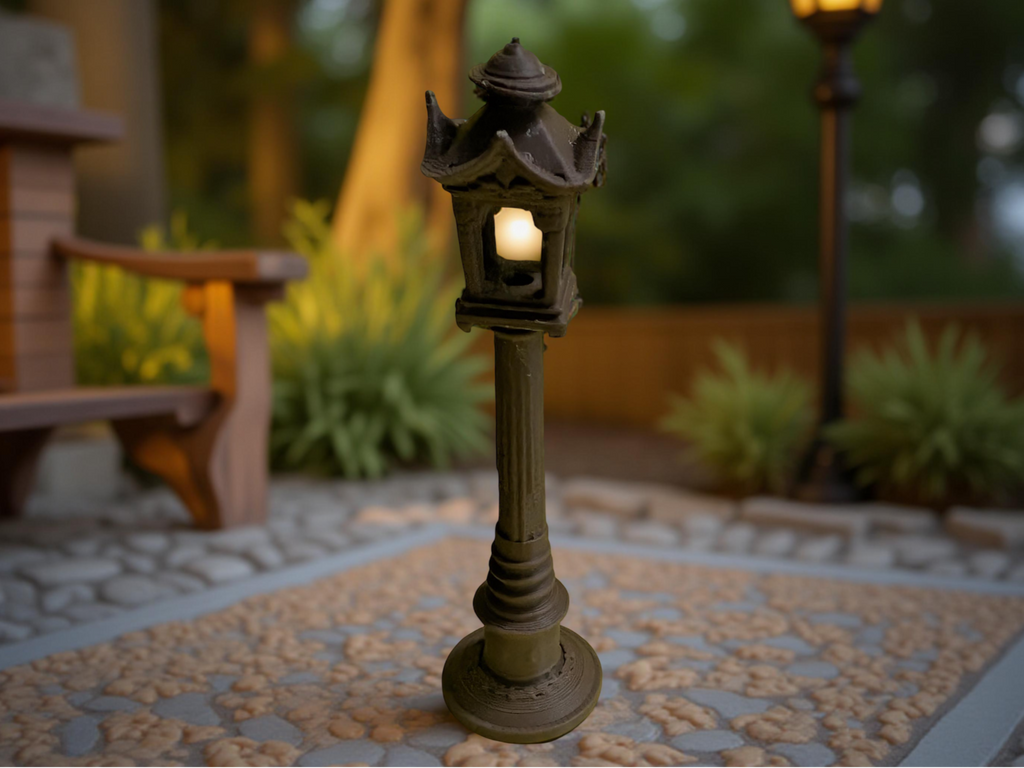 Miniature street lamp