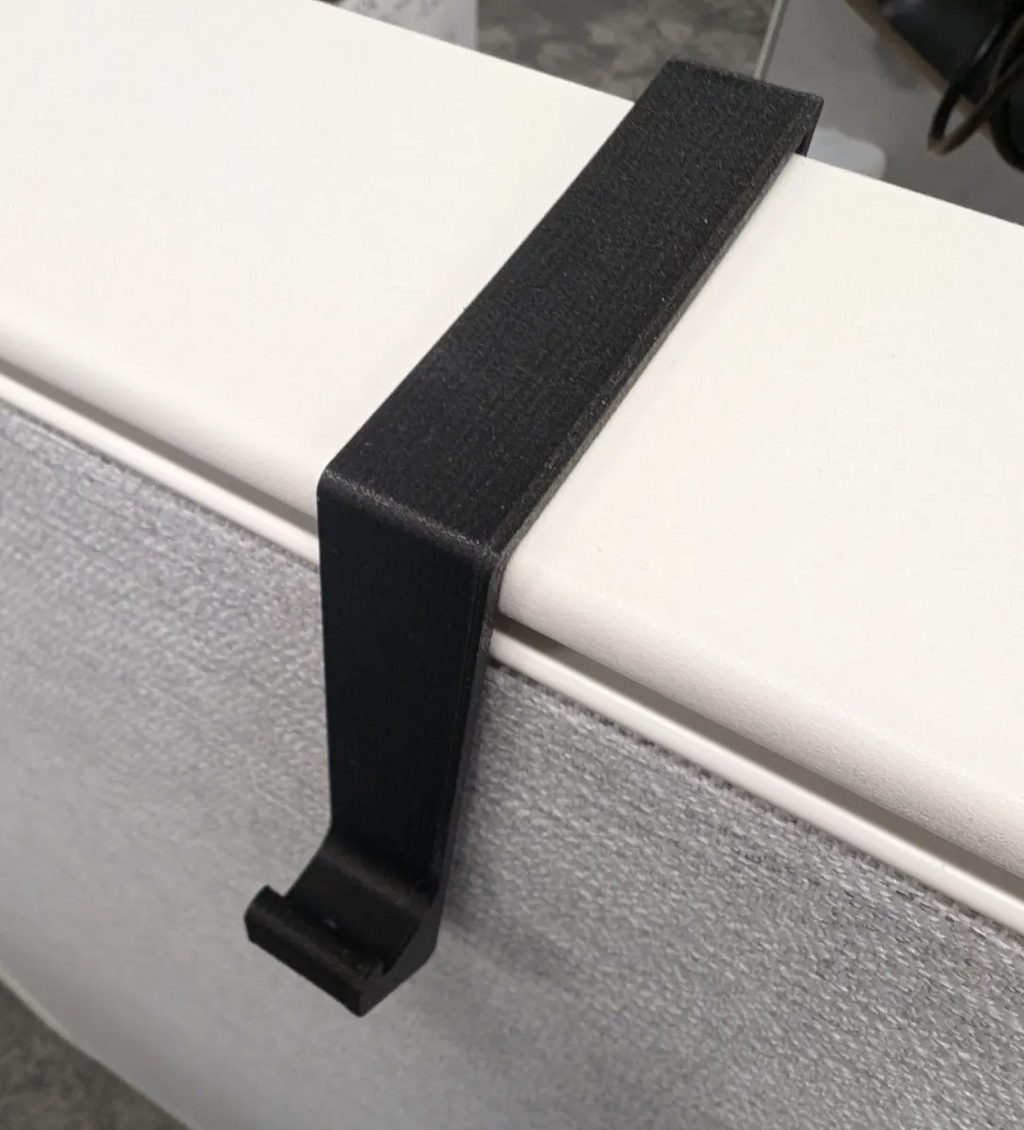 Simple Cubicle Hook/Hanger