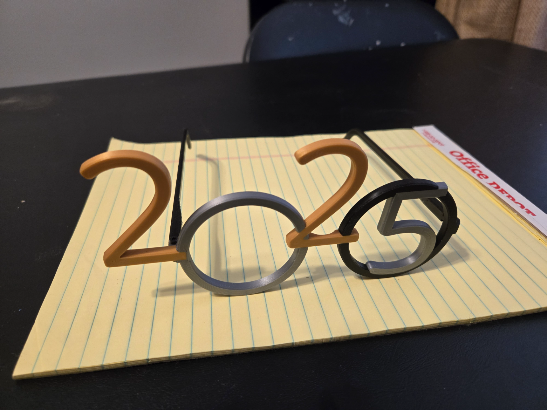 2025 New Years Glasses