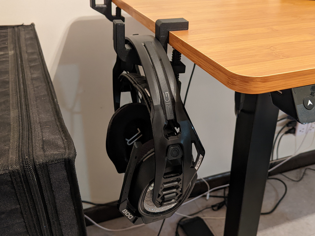 Simple Headset/Headphone Hanging Clamp