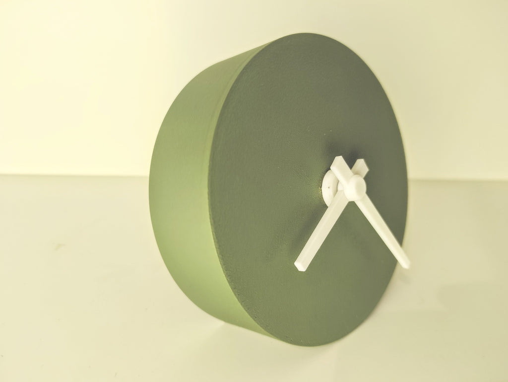 Modern Minimalistic Analogue Clock