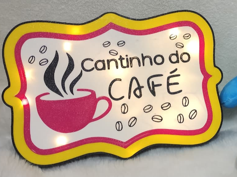 Placa ou luminária para cantinho do café