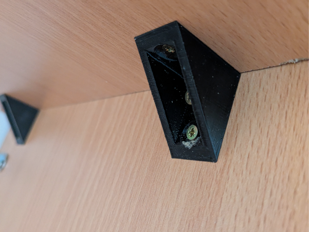 connecting corner bracket/spojovací roh konzola