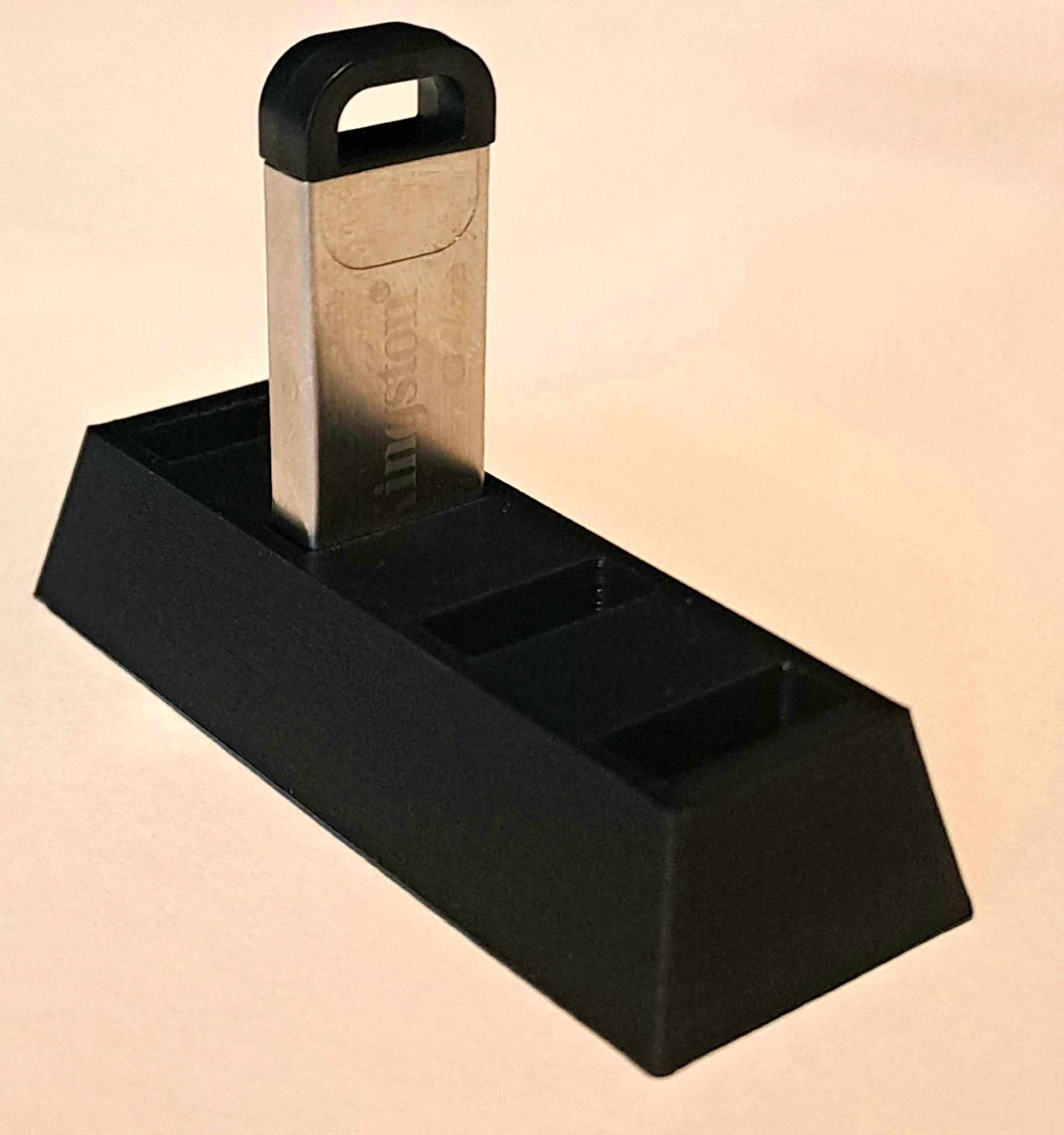 USB A holder pendrive