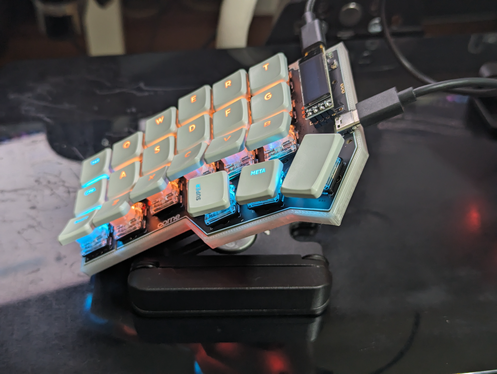 Ergonomic corne keyboard custom case, mount and choc key tilts