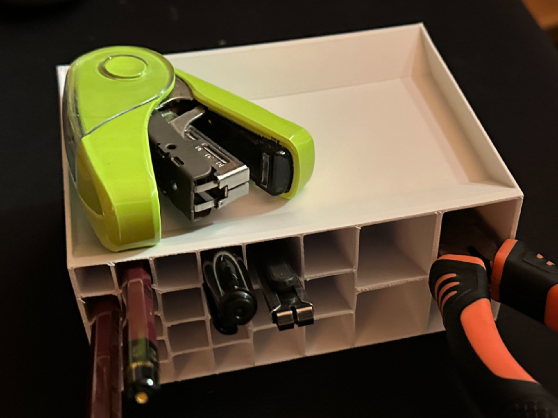 Low-Profile Pen Holder