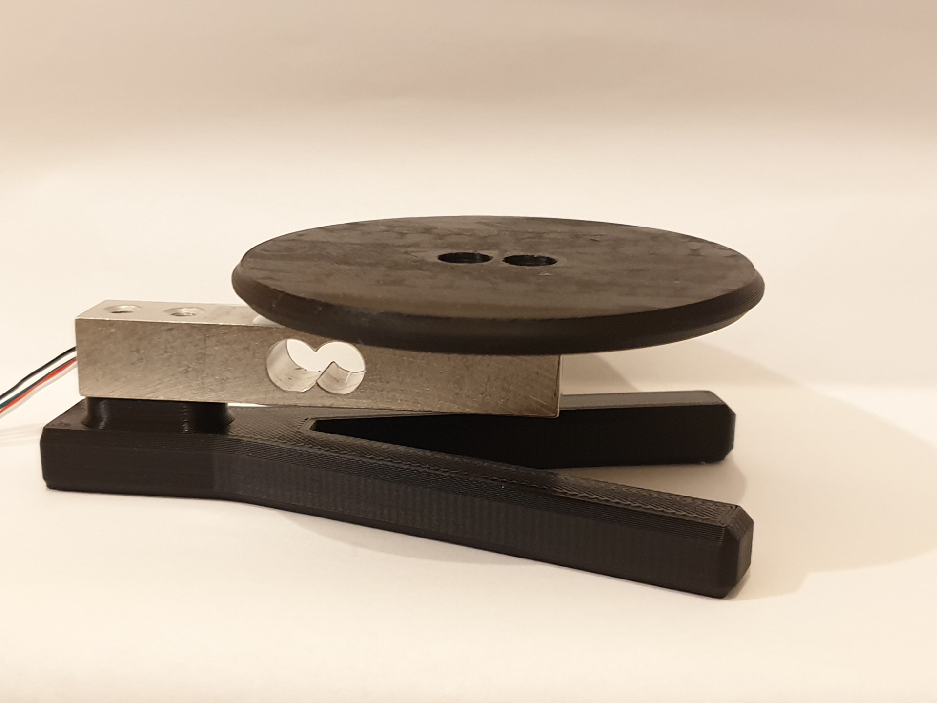 Load Cell Scale Mount (75mm, 10mm between screws)