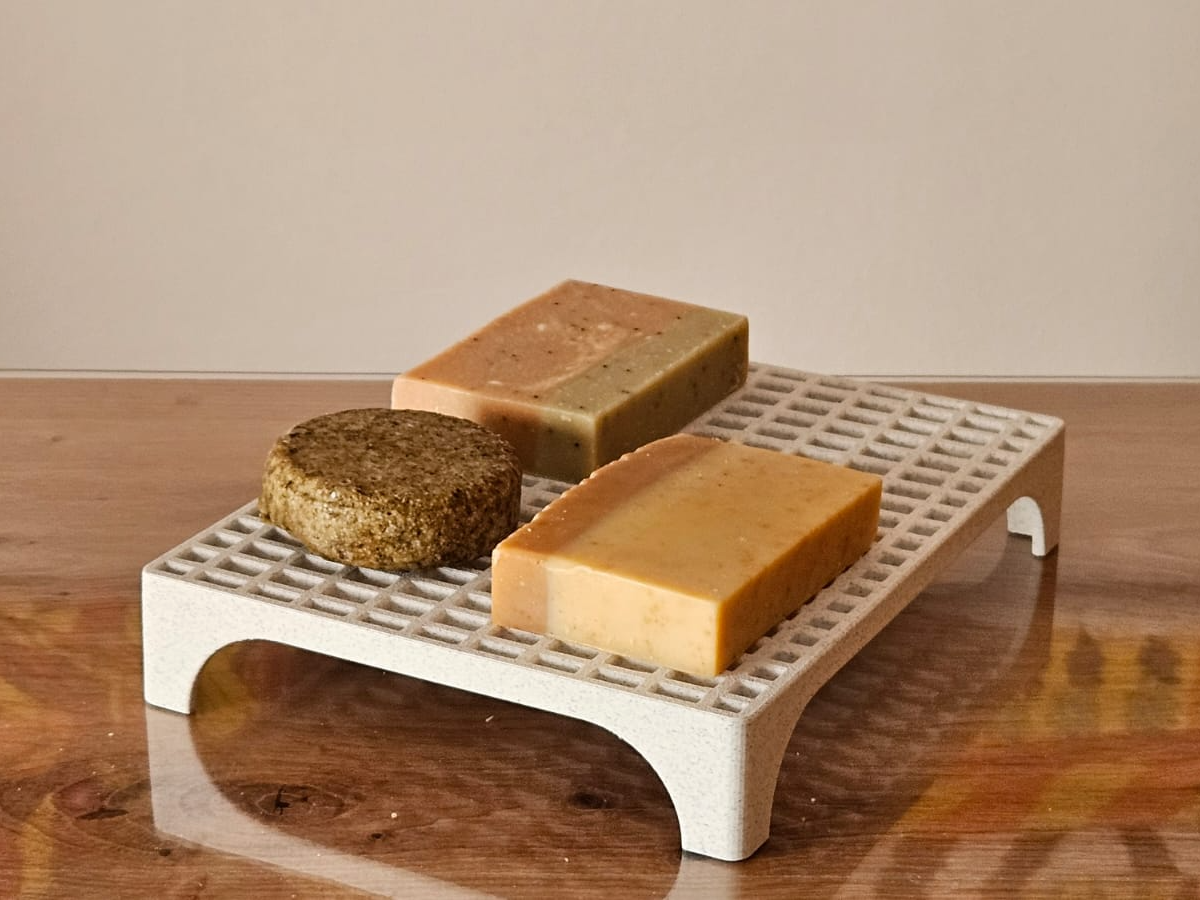 Lattice holder for soap or plants