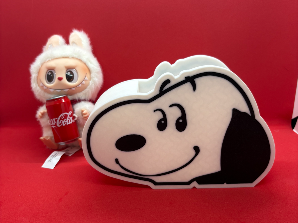 snoopy pencil holder